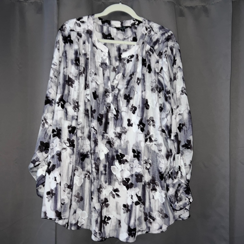 Vera Wang Blouse